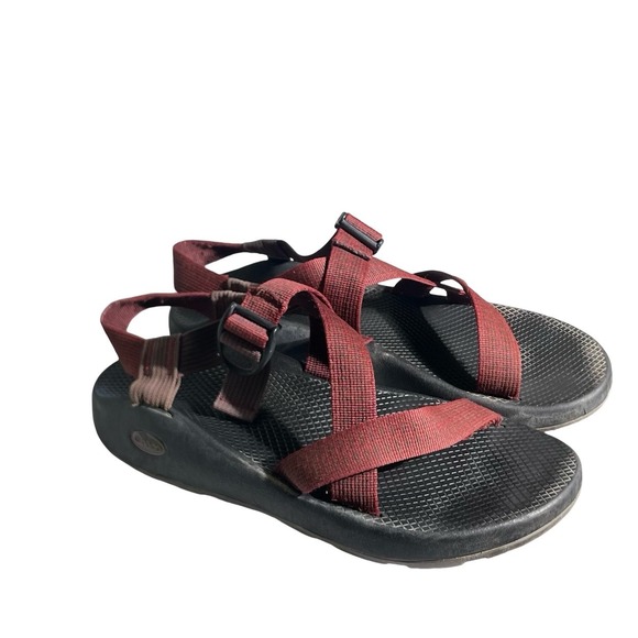 Chaco Z1 Classic Sandals Mens 11 Burgundy Maroon Adjustable Strap Hiking Shoes